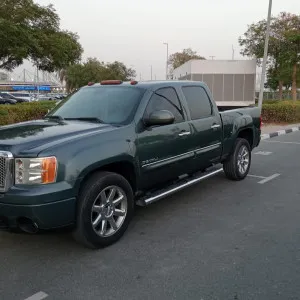 2011 جي أم سي سييرا Denali Ultimate