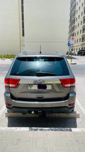 2013 جييب جراند شيروكي Trailhawk