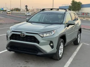 2020 تويوتا راف ٤ XLE