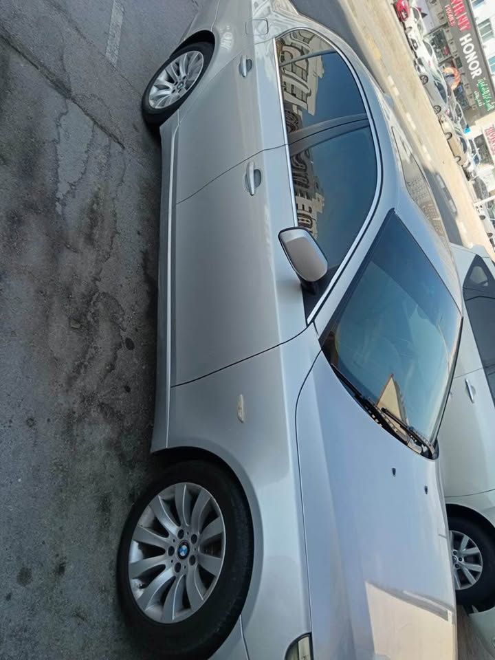 2009 BMW 5-Series 530i