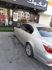 2009 BMW 5-Series 530i