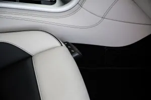 2011 مرسيدس-بنز اس ال اس AMG