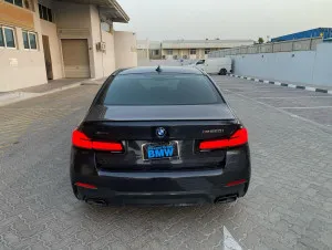 2022 بي أم دابليو الفئة - 5 M550i xDrive