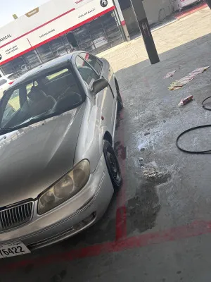 2005 نيسان صني S
