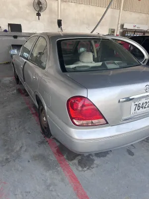 2005 نيسان صني S