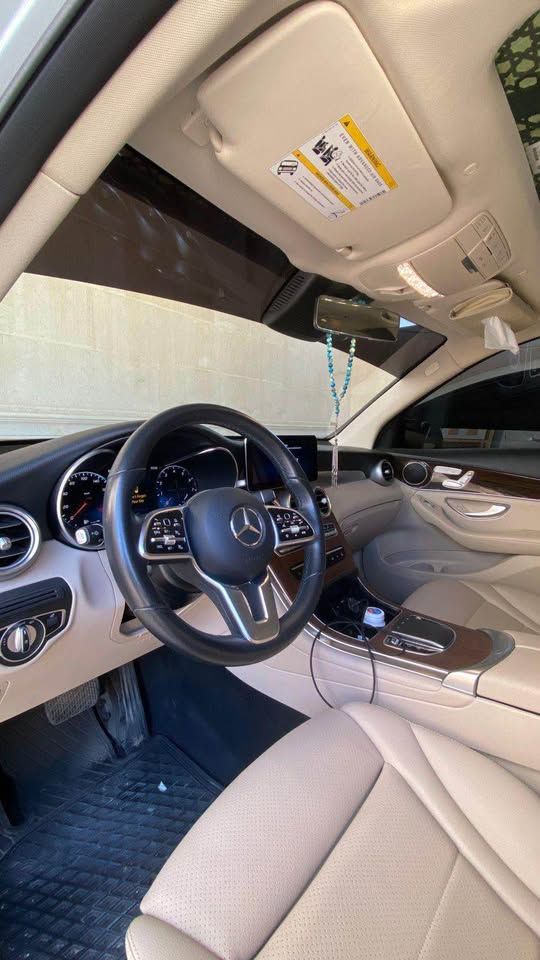2022 مرسيدس-بنز GLC - جي ال سي GLC300
