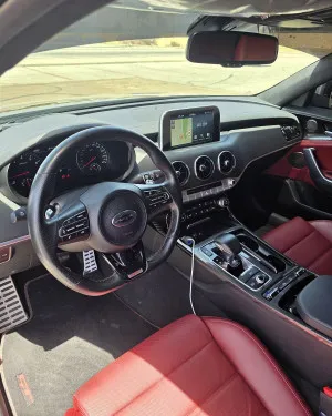2018 كيا ستينجر GT