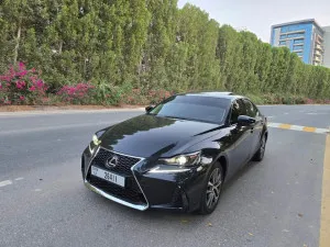 2019 لكزس اي اس IS 300