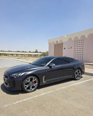 2018 كيا ستينجر GT