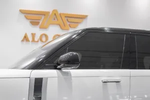 2023 لاند روفر رينج روفر SV LWB