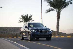 2022 بي أم دابليو اكس - 5 M