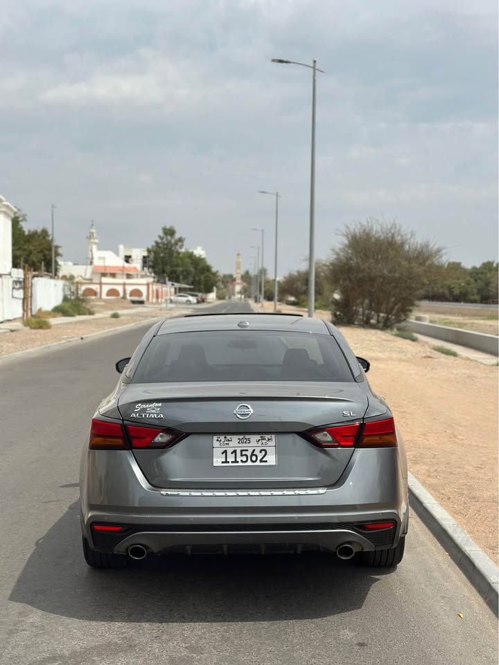 2021 نيسان آلتيما SR