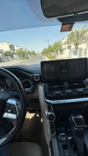 2022 تويوتا لاند كروزر VXR