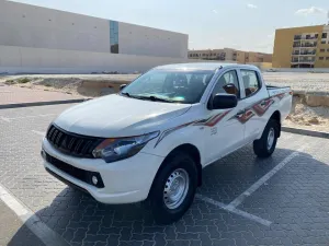 2017 ميتسوبيشي أل٢٠٠ single-cab