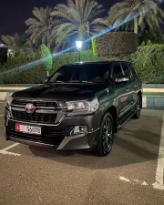 2013 Toyota Land Cruiser GXR