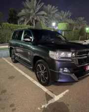 2013 Toyota Land Cruiser GXR