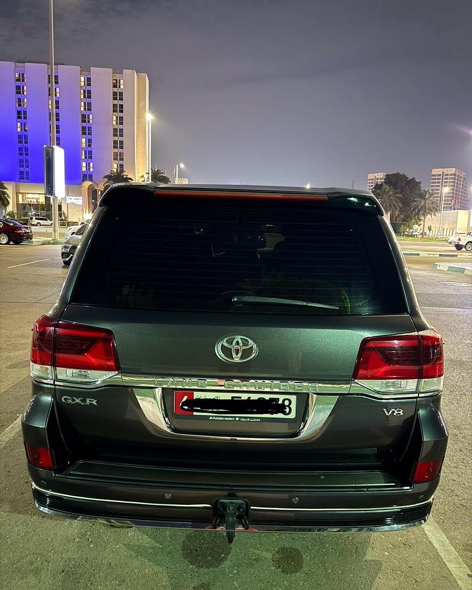 2013 Toyota Land Cruiser GXR