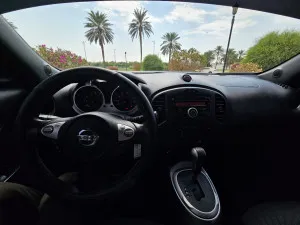 2012 نيسان جوك SL