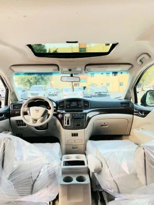2014 Nissan Quest Platinum