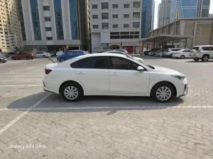 2024 كيا سيراتو EX hatchback