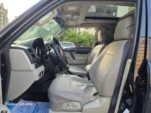 2010 Mitsubishi Pajero GT