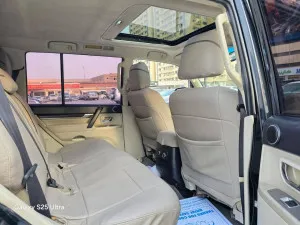 2010 Mitsubishi Pajero GT