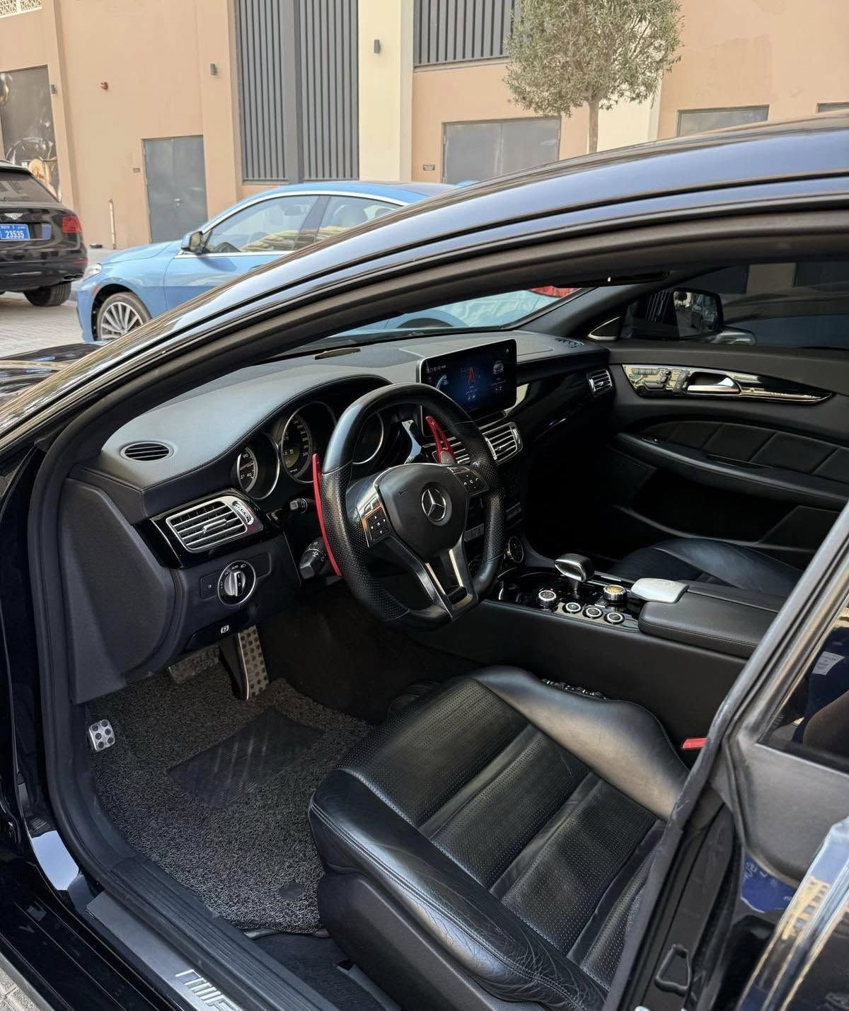 2012 مرسيدس-بنز سي ال اس CLS63 AMG