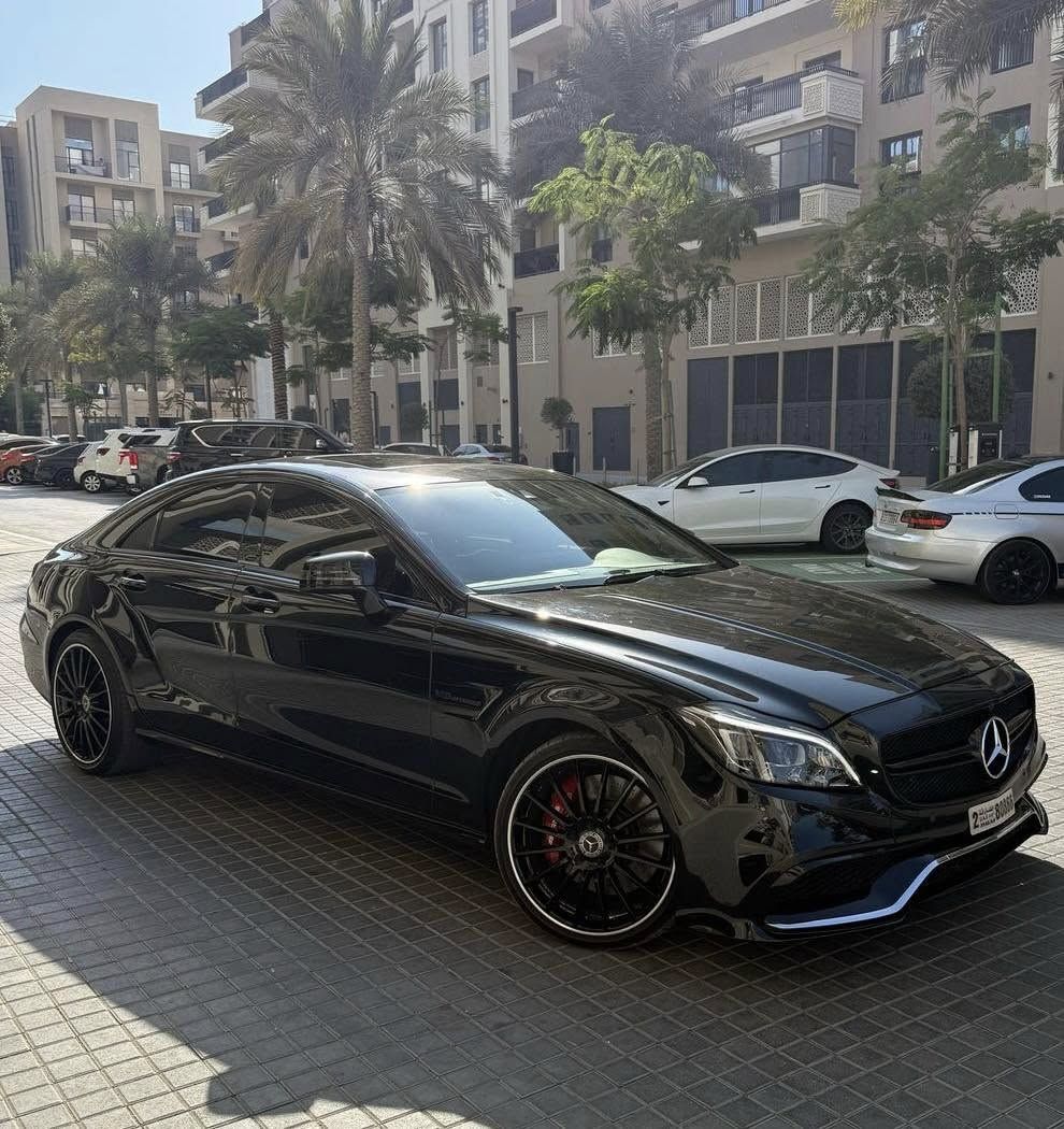 2012 مرسيدس-بنز سي ال اس CLS63 AMG