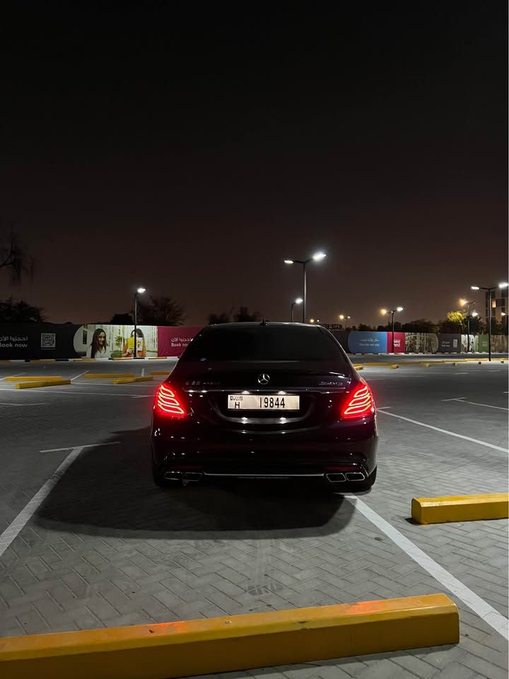 2015 مرسيدس-بنز الفئة - S S63 AMG