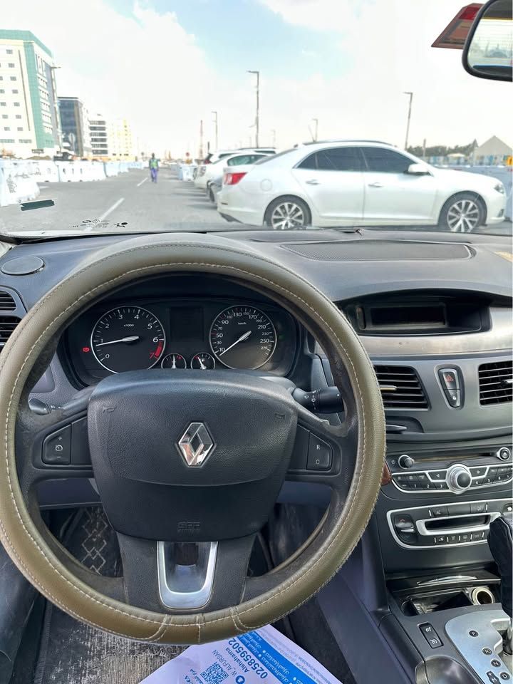 2012 Renault Safrane PE