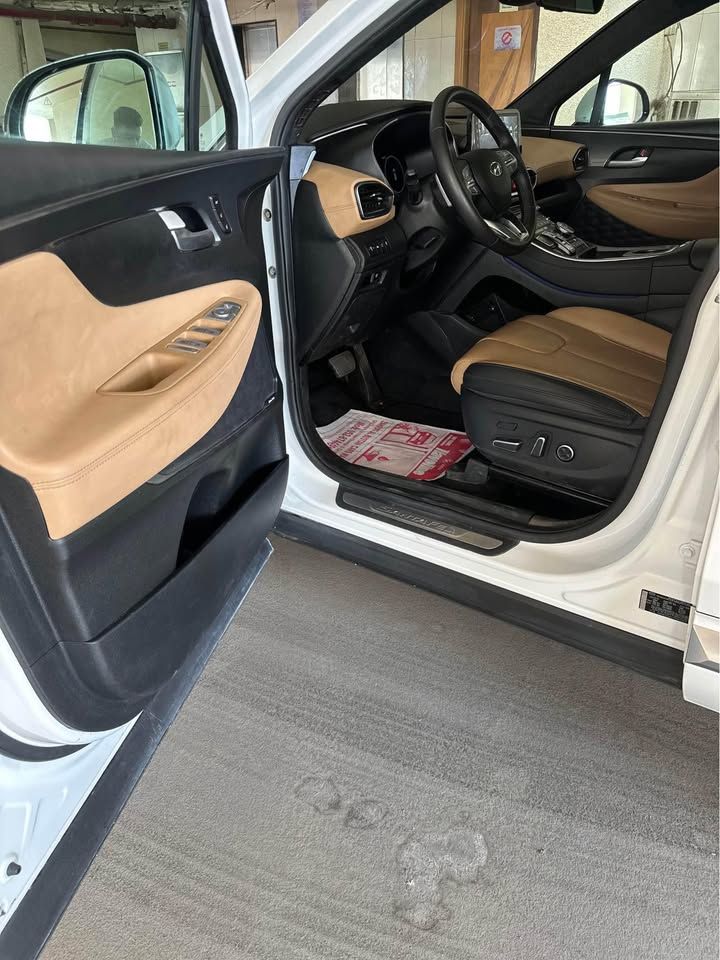 2023 Hyundai Santa Fe SE