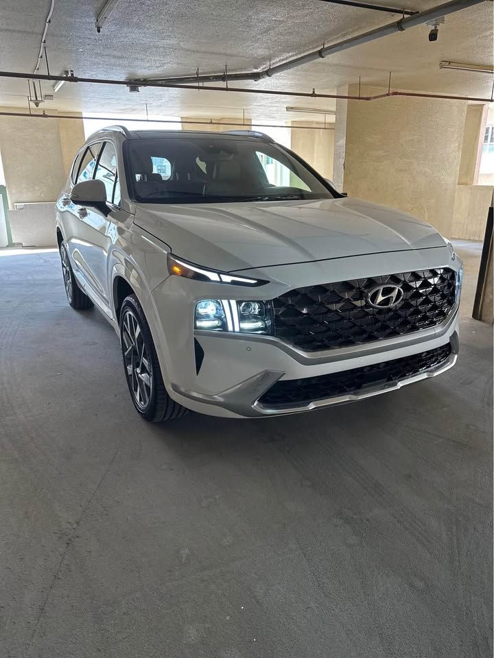 2023 Hyundai Santa Fe SE