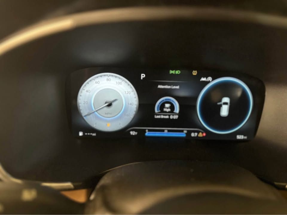 2023 Hyundai Santa Fe SE