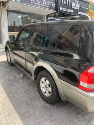 2004 ميتسوبيشي باجيرو Signature Edition