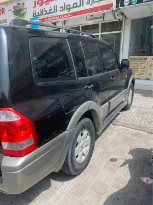 2004 ميتسوبيشي باجيرو Signature Edition