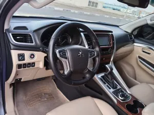 2017 Mitsubishi Montero ES