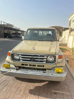 2002 تويوتا لاند كروزر بيك اب VXR