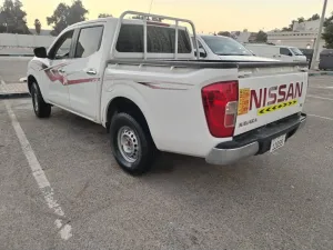 2016 Nissan Navara S