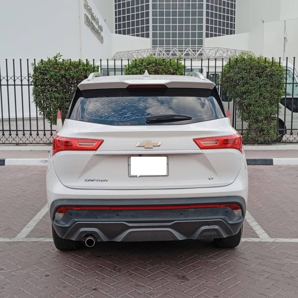 2021 شيفروليه كابتيفا LS 7-seater