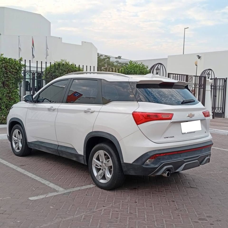 2021 شيفروليه كابتيفا LS 7-seater