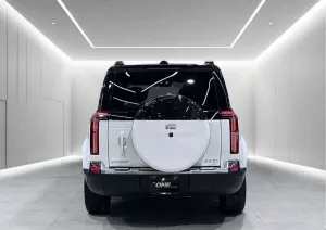 2025 روكس ٠١