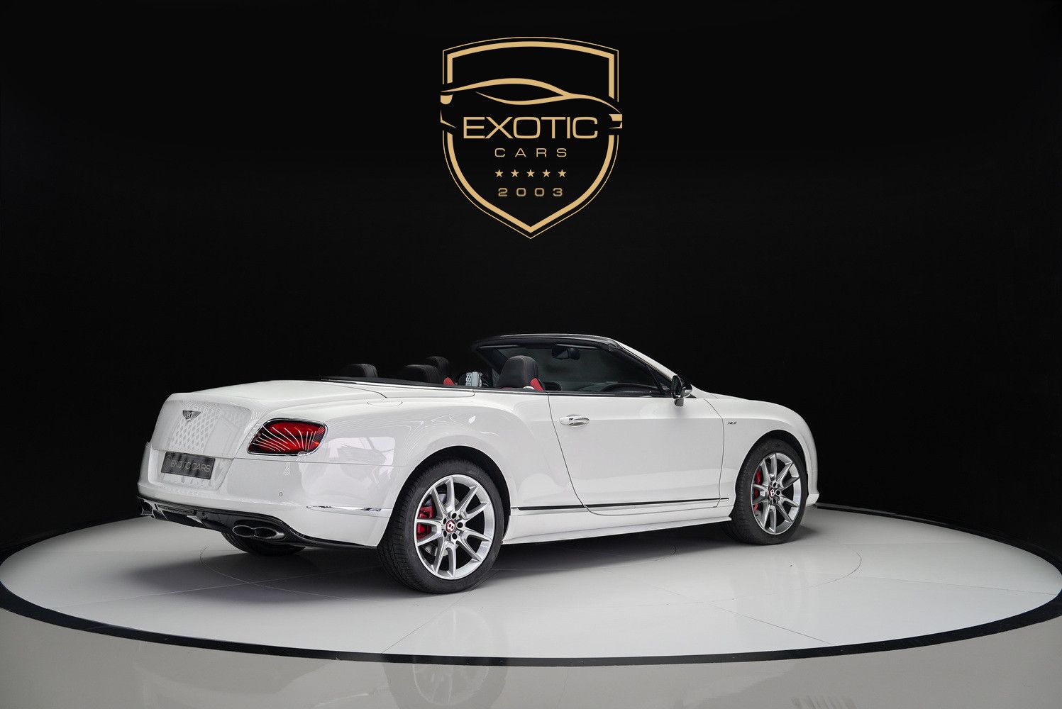 2015 بنتلي كونتيننتال GTC V8