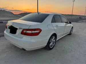 2011 مرسيدس-بنز الفئة - E E300 4Matic