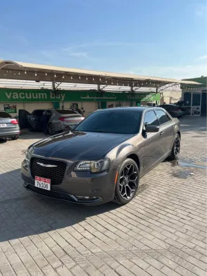 2019 كرايسلر ٣٠٠ S