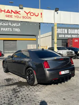 2019 كرايسلر ٣٠٠ S