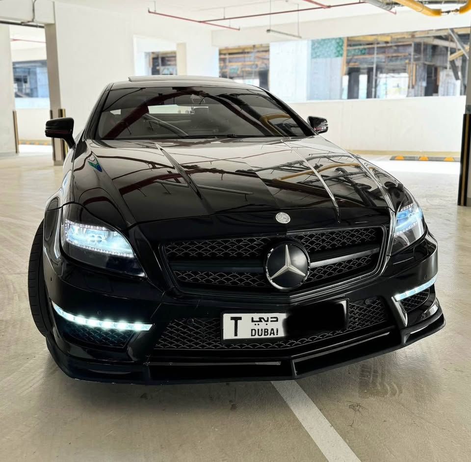 2012 مرسيدس-بنز سي ال اس CLS63 AMG