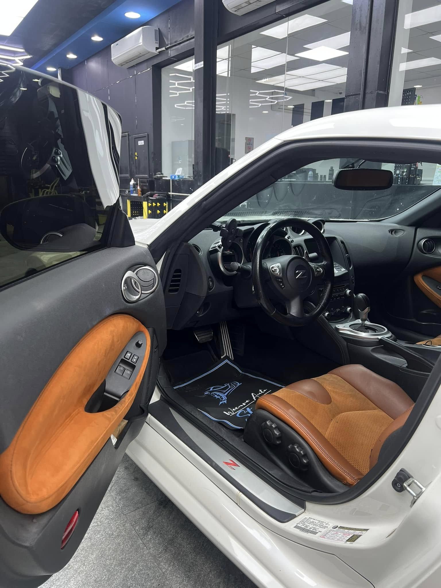 2018 نيسان ٣٧٠Z Sport