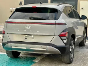 2024 هيونداي كونا SE