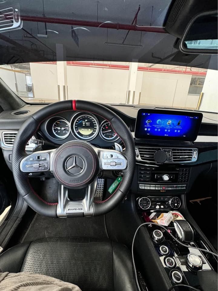 2012 مرسيدس-بنز سي ال اس CLS63 AMG
