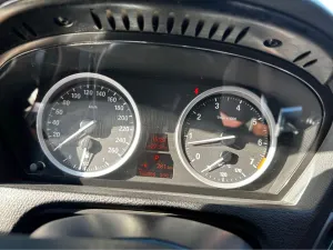 2011 بي أم دابليو اكس - 6 M